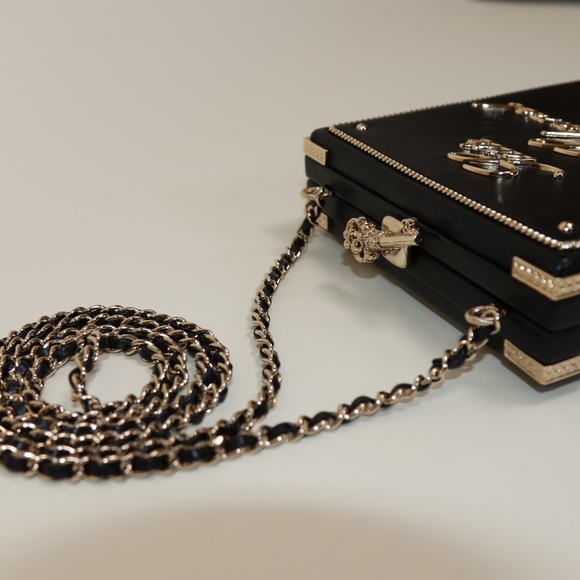 ‼️SALE‼️ Chanel Ritz Minaudiere Ritz Paris Clutch Lambskin Leather Champagne Bag - Picture 5 of 11